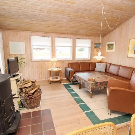 Holiday home Estefania - 450m From The Sea In Nw Jutland By Interhome *