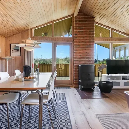 Holiday home Estefania - 450m From The Sea In Nw Jutland By Interhome