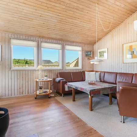 Estefania - 450m From The Sea By Interhome *